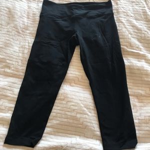 Used Lululemon black Capri leggings